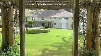 Milton Park Country House Hotel & Spa