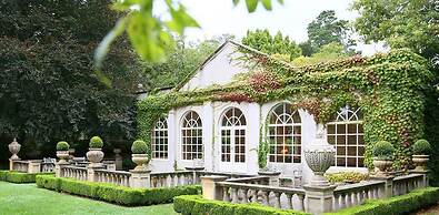 Milton Park Country House Hotel & Spa