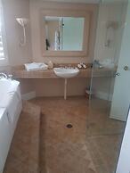 Milton Park Country House Hotel & Spa