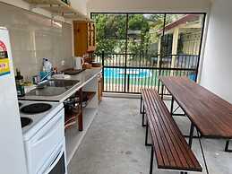 The Esplanade Motel