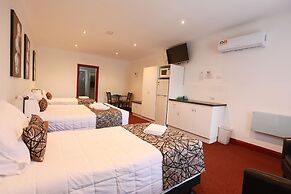The Esplanade Motel