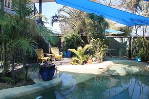 Salamander Beach Accommodation Adults Only