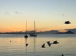 Salamander Beach Accommodation Adults Only