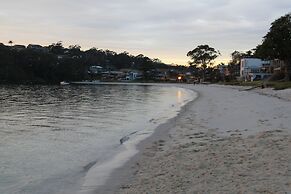 Salamander Beach Accommodation Adults Only