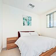 Breeze Beachfront Apartments