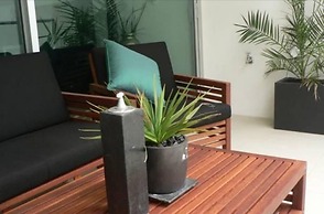 Breeze Beachfront Apartments