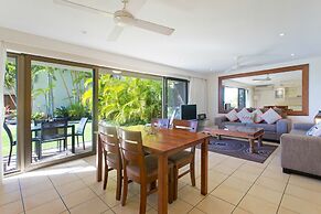 Noosa Shores Resort