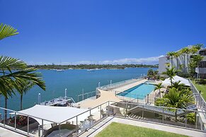 Noosa Shores Resort