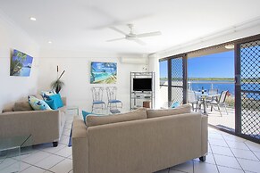 Noosa Shores Resort
