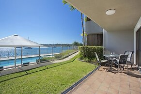 Noosa Shores Resort