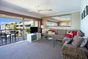 Noosa Shores Resort