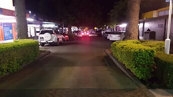 The Entrance Backpackers - Hostel