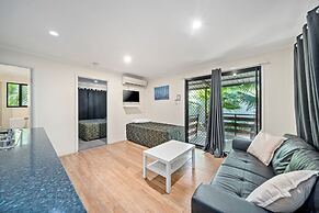 Emerald Motel Apartments