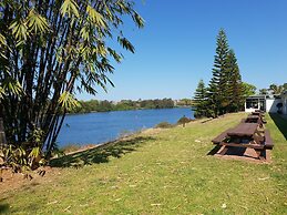 Moon River Motor Inn