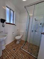 Moon River Motor Inn