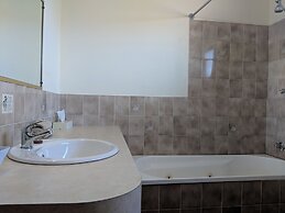 Bega Village Motor Inn