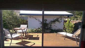 Springtide Studio Apartments