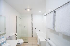 New England Motor Lodge