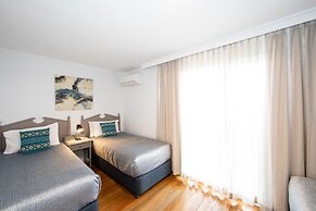 New England Motor Lodge