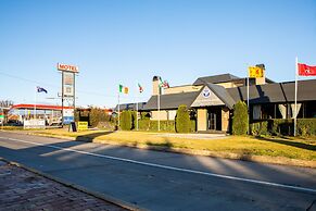 New England Motor Lodge