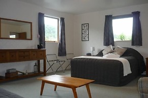 Inn the Bay Bed & Breakfast