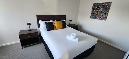 Oceanic On Thompson Apartments