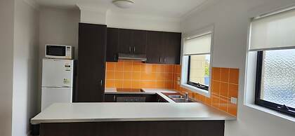 Oceanic On Thompson Apartments