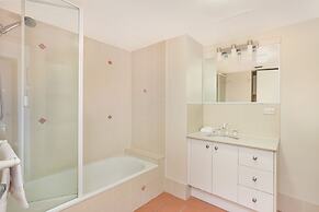 Palmerston Tower on Southport Broadwater