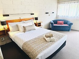 Tartan Motel,Yea