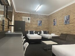 Blue Violet Motor Inn