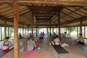 Pondok Pitaya Hotel, Surfing & Yoga