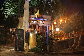 Pondok Pitaya Hotel, Surfing & Yoga