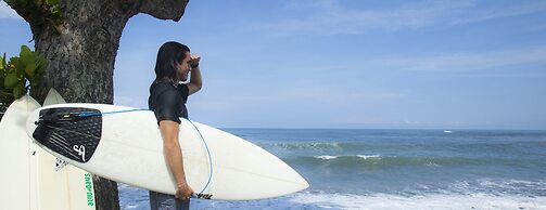 Pondok Pitaya Hotel, Surfing & Yoga