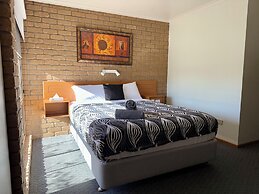 Darling Junction Motor Inn Wentworth