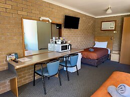 Darling Junction Motor Inn Wentworth