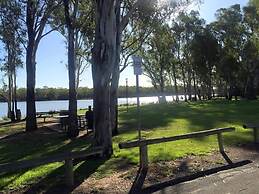 Darling Junction Motor Inn Wentworth