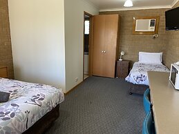 Darling Junction Motor Inn Wentworth