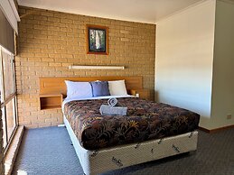 Darling Junction Motor Inn Wentworth