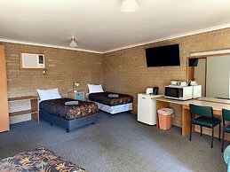 Darling Junction Motor Inn Wentworth