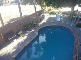 Darling Junction Motor Inn Wentworth