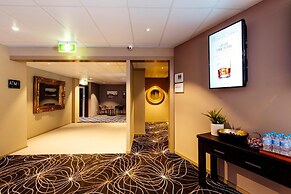 Shamrock Gardens Motel