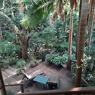 Treetops Accommodation Montville