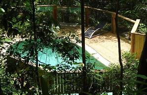 Treetops Accommodation Montville