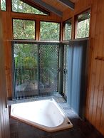 Treetops Accommodation Montville