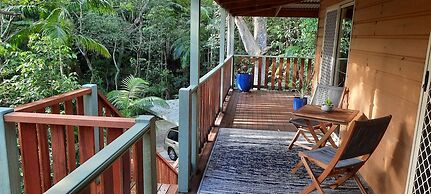 Treetops Accommodation Montville