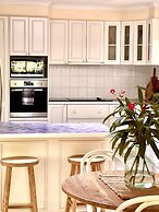 Westwood Lodge Apartments