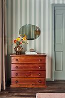 Westwood Lodge Apartments