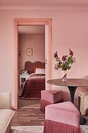 Westwood Lodge Apartments