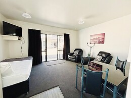 ASURE Phoenix Motor Inn