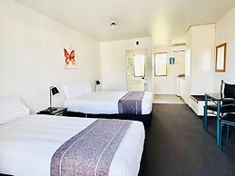 ASURE Phoenix Motor Inn